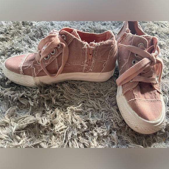 Blowfish Malibu platform fashion sneakers. - Picture 3 of 5